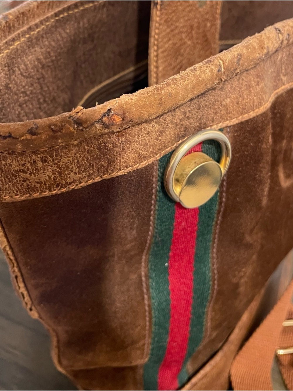 Gucci Brown Leather Interior Gold Logo - Picture 7 of 7